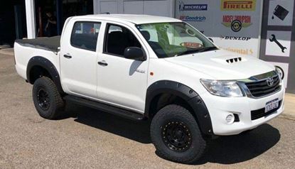 Kép TOYOTA HILUX VIGO 2005-2012 kerékjárati ív toldatok