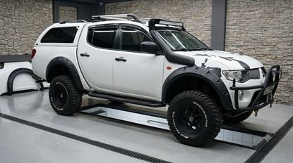 Kép Kerékjárati ív toldatok, MITSUBISHI L200, 2015-ig
